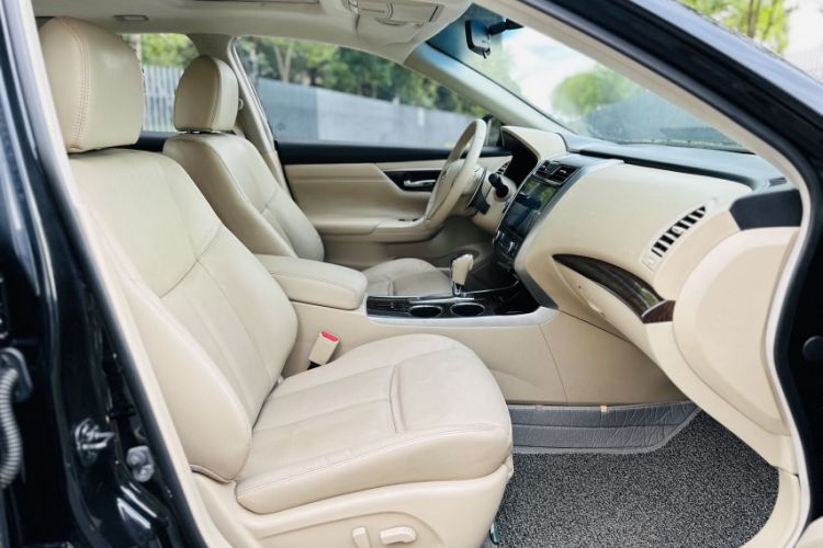 Used Nissan Teana 2013 2.5L XL Leading Edition Left Front Seat