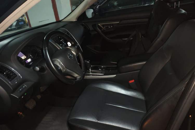 Used Nissan Teana 2013 2.0L XL Comfort Edition Left Front Seat