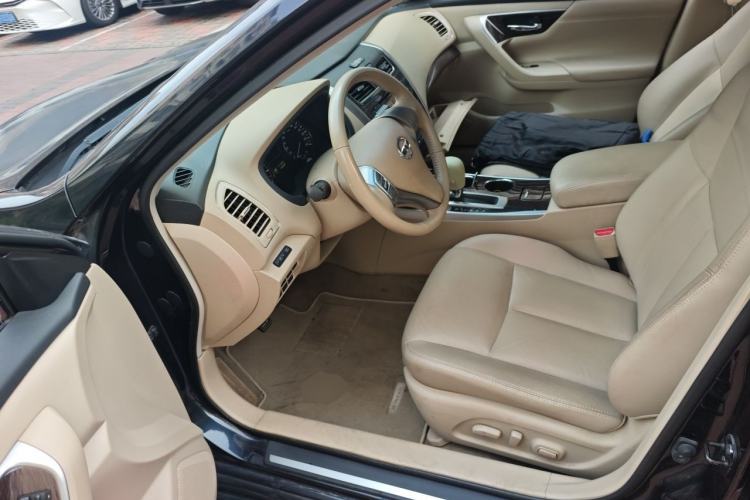 Used Nissan Teana 2013 2.0L XL Comfort Edition Left Front Seat