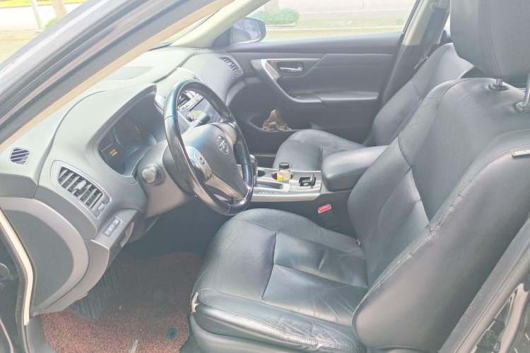 Used Nissan Teana 2013 2.0L XL Comfort Edition Left Front Seat