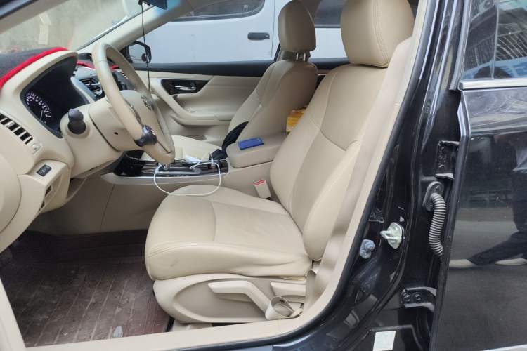 Used Nissan Teana 2013 2.0L XE Fashion Edition Left Front Seat