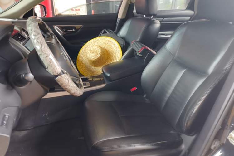 Used Nissan Teana 2013 2.0L XL Comfort Edition Left Front Seat