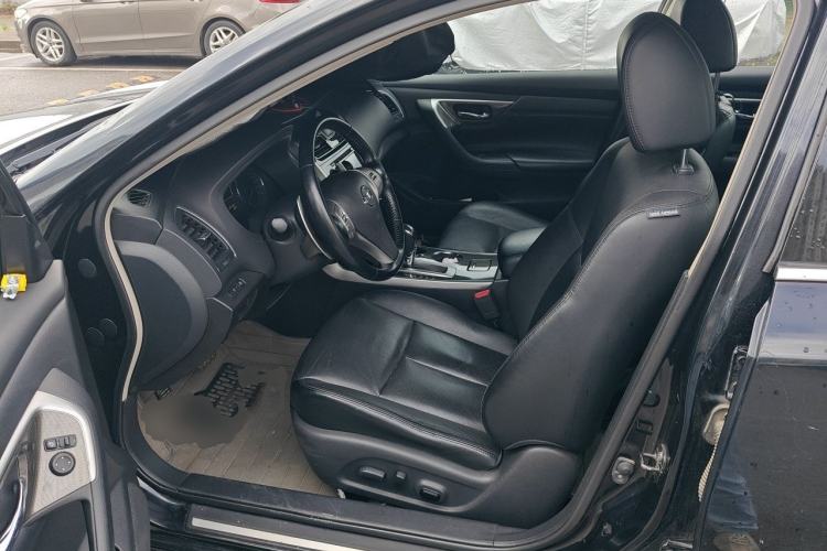 Used Nissan Teana 2013 2.5L XL-NAVI Tech Smart Enjoyment Edition Left Front Seat