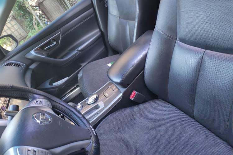 Used Nissan Teana 2013 2.5L XL Leading Edition Left Front Seat