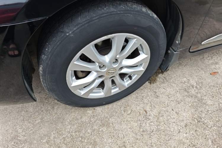 Used Nissan Teana 2013 2.0L XE Fashion Edition Left Front Wheel Hub