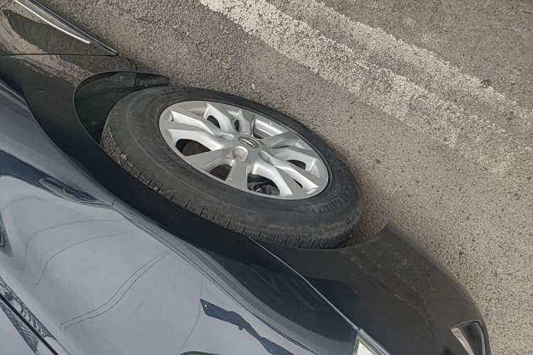 Used Nissan Teana 2013 2.5L XL Leading Edition Left Front Wheel Hub