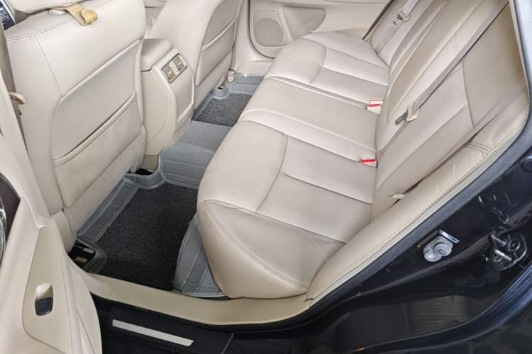 Used Nissan Teana 2013 2.5L XL Leading Edition Left Rear Seat
