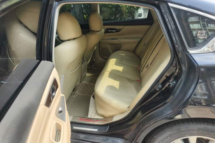 Used Nissan Teana 2013 2.0L XL Comfort Edition Left Rear Seat