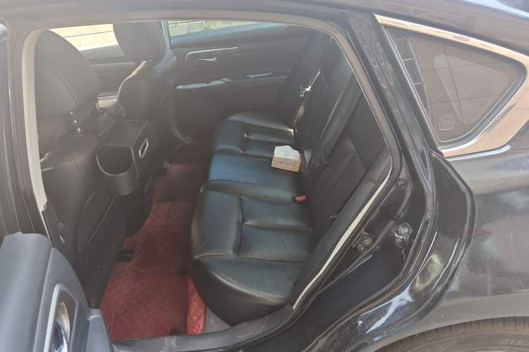 Used Nissan Teana 2013 2.5L XL-Upper NAVI Tech Deluxe Edition Left Rear Seat