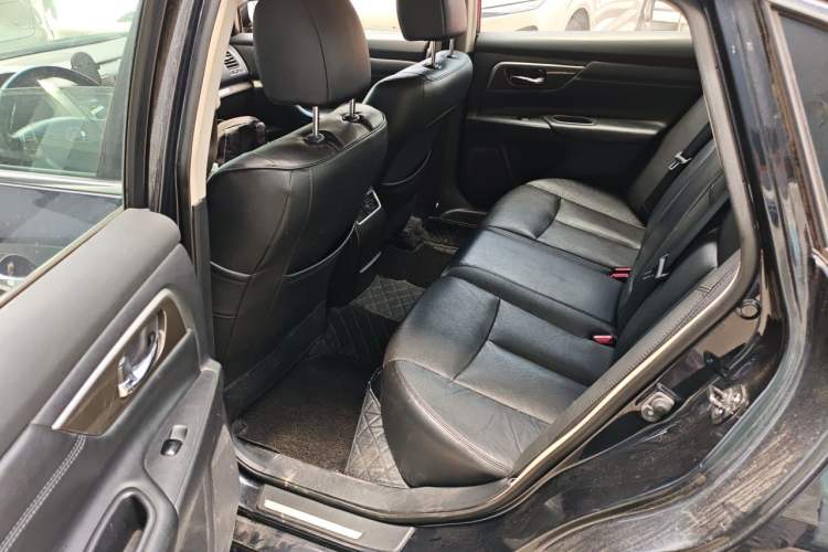 Used Nissan Teana 2013 2.5L XL Leading Edition Left Rear Seat