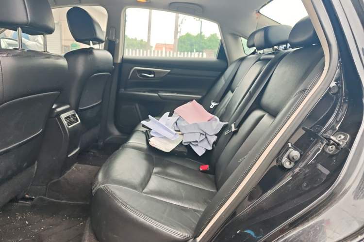 Used Nissan Teana 2013 2.0L XL Comfort Edition Left Rear Seat