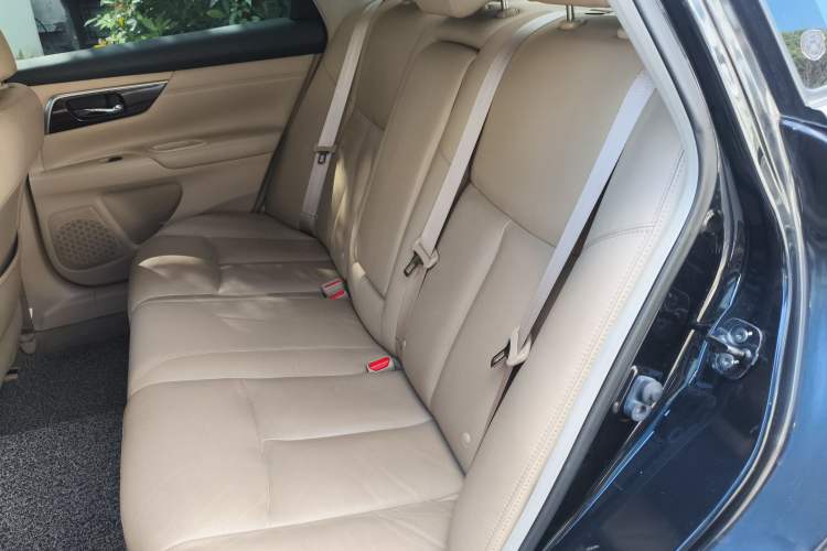 Used Nissan Teana 2013 2.5L XL Leading Edition Left Rear Seat