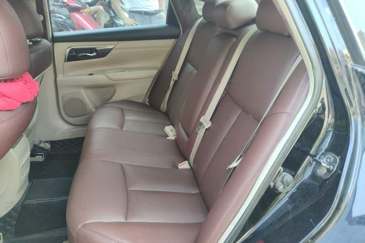 Used Nissan Teana 2013 2.5L XL Leading Edition Left Rear Seat