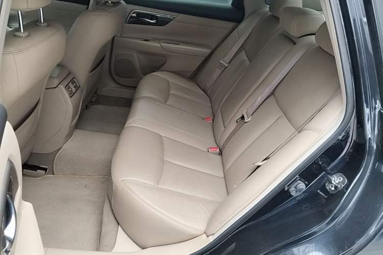 Used Nissan Teana 2013 2.5L XL Leading Edition Left Rear Seat