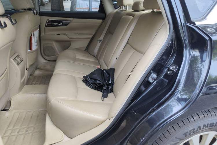 Used Nissan Teana 2013 2.5L XL-NAVI Luxury Edition Left Rear Seat