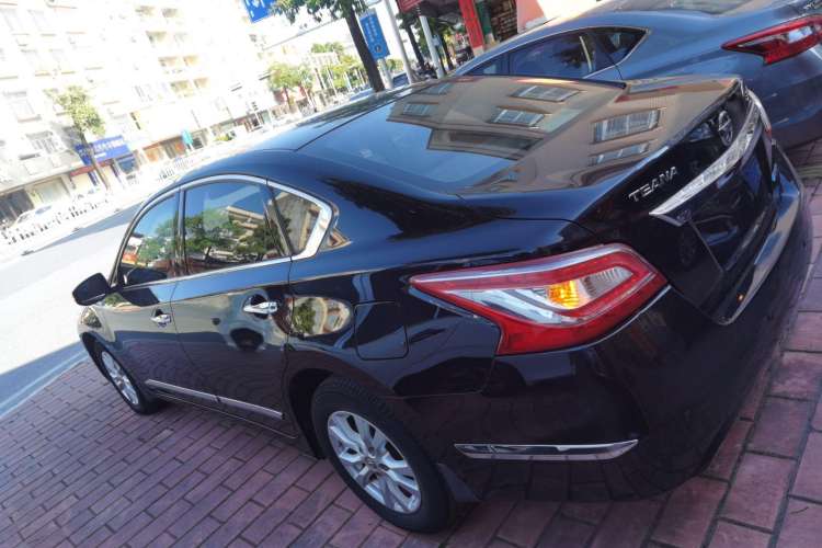 Used Nissan Teana 2013 2.0L XL Comfort Edition Left Side