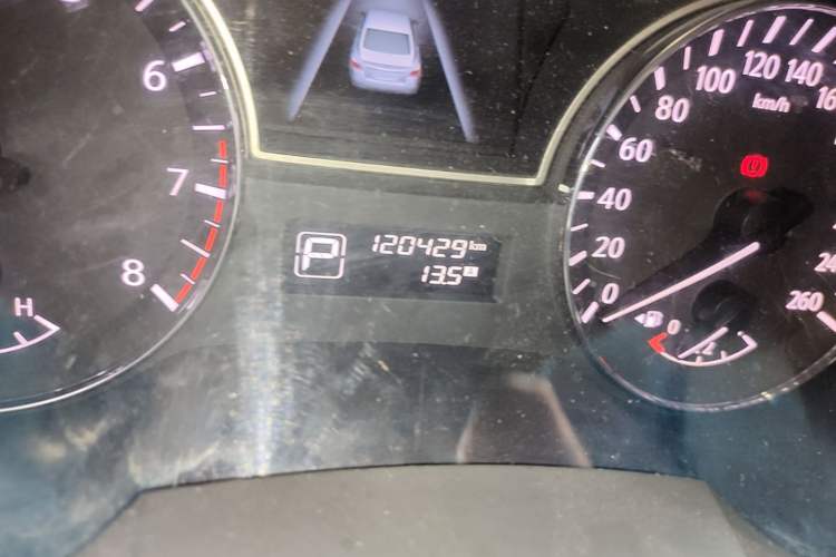 Used Nissan Teana 2013 2.0L XL Comfort Edition Odometer Close Up
