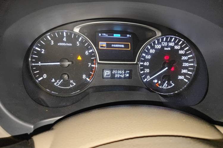 Used Nissan Teana 2013 2.0L XL Comfort Edition Odometer Close Up