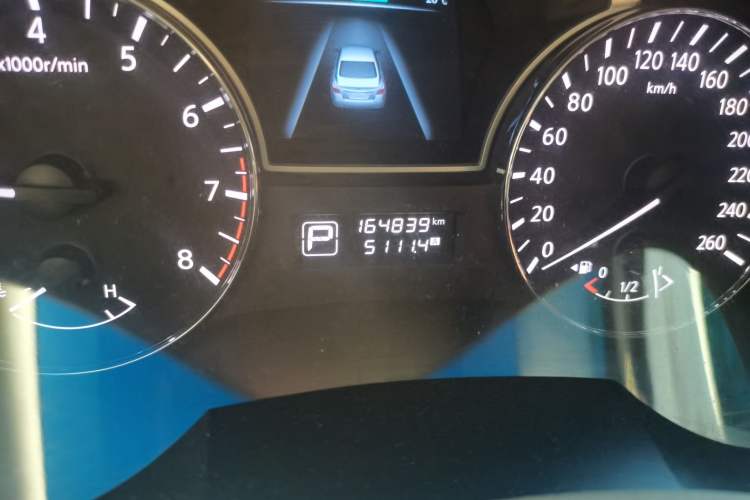 Used Nissan Teana 2013 2.5L XL Leading Edition Odometer Close Up