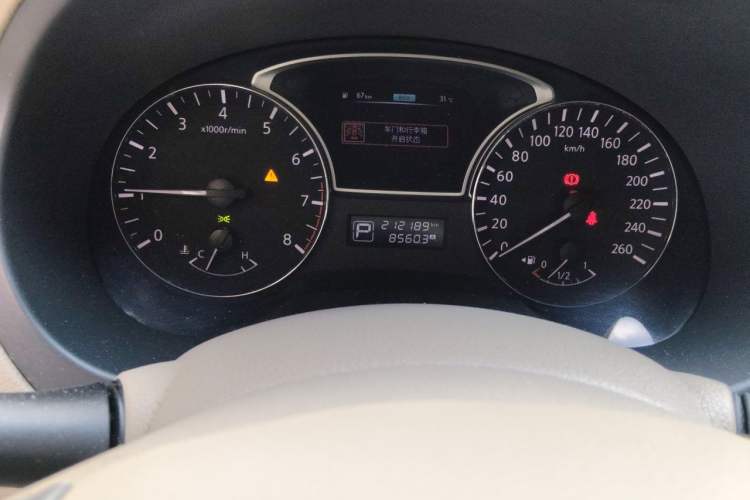 Used Nissan Teana 2013 2.0L XL Comfort Edition Odometer Close Up