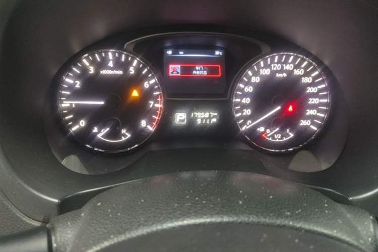 Used Nissan Teana 2013 2.0L XL Comfort Edition Odometer Close Up