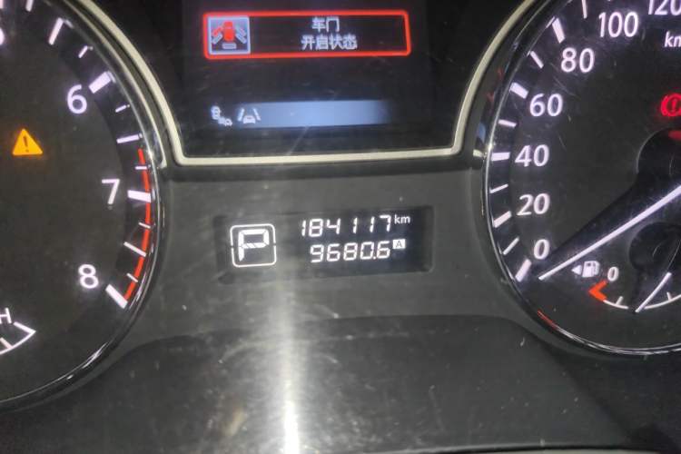 Used Nissan Teana 2013 2.5L XL-NAVI Luxury Edition Odometer Close Up