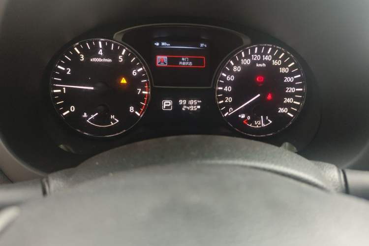 Used Nissan Teana 2013 2.0L XL Comfort Edition Odometer Close Up