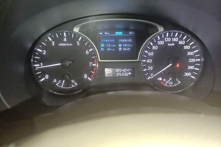 Used Nissan Teana 2013 2.0L XE Fashion Edition Odometer Close Up