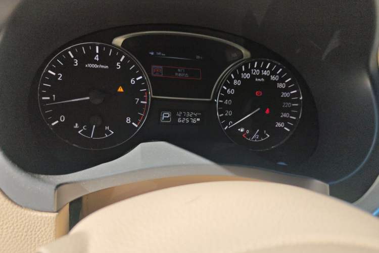 Used Nissan Teana 2013 2.0L XL Comfort Edition Odometer Close Up