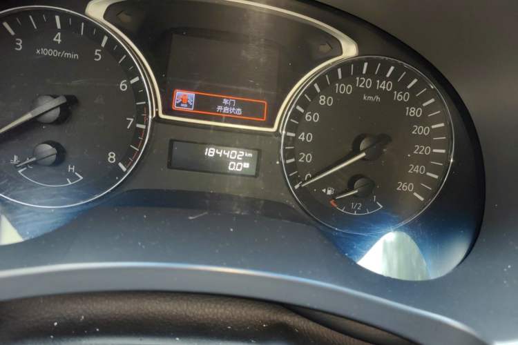Used Nissan Teana 2013 2.0L XL Comfort Edition Odometer Close Up