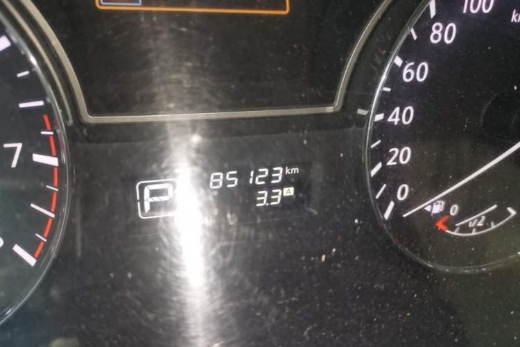 Used Nissan Teana 2013 2.0L XL Comfort Edition Odometer Close Up