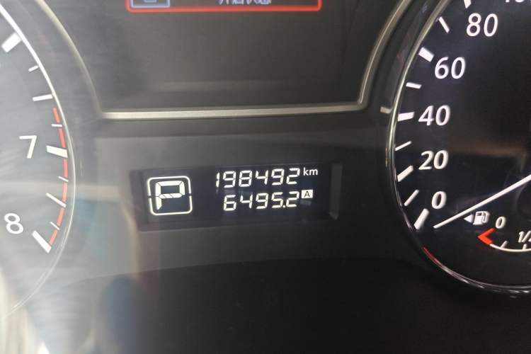 Used Nissan Teana 2013 2.5L XL-NAVI Luxury Edition Odometer Close Up