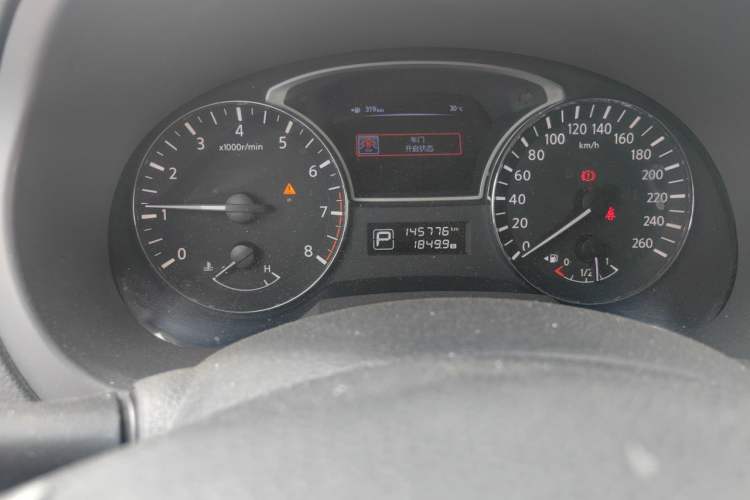 Used Nissan Teana 2013 2.5L XL Leading Edition Odometer Close Up
