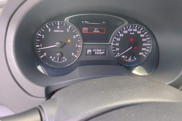 Used Nissan Teana 2013 2.0L XL Comfort Edition Odometer Close Up