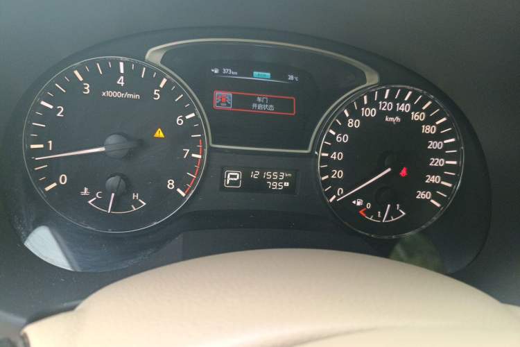 Used Nissan Teana 2013 2.0L XL Comfort Edition Odometer Close Up