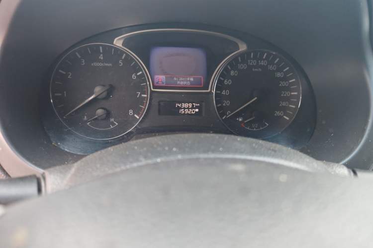 Used Nissan Teana 2013 2.0L XL Comfort Edition Odometer Close Up
