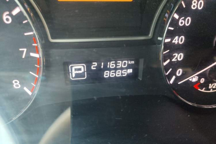 Used Nissan Teana 2013 2.5L XL-NAVI Luxury Edition Odometer Close Up
