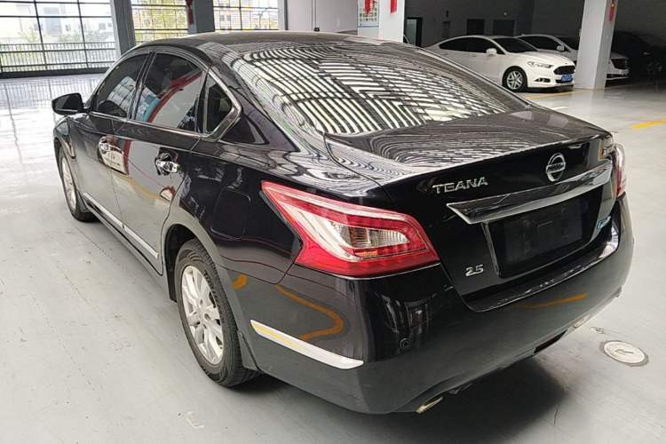 Used Nissan Teana 2013 2.5L XL Leading Edition Rear Left 45 Deg