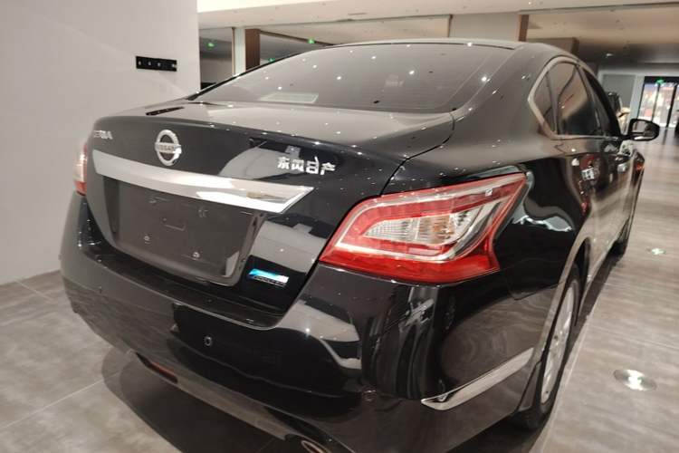 Used Nissan Teana 2013 2.0L XL Comfort Edition Rear Right 45 Deg