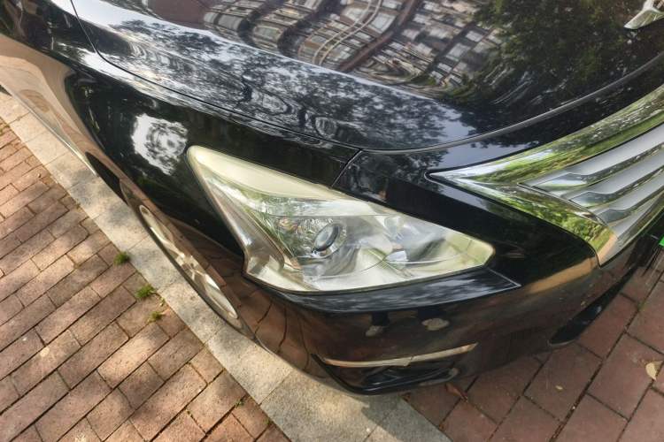 Used Nissan Teana 2013 2.0L XL Comfort Edition Right Front Headlight