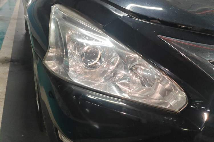 Used Nissan Teana 2013 2.0L XL Comfort Edition Right Front Headlight