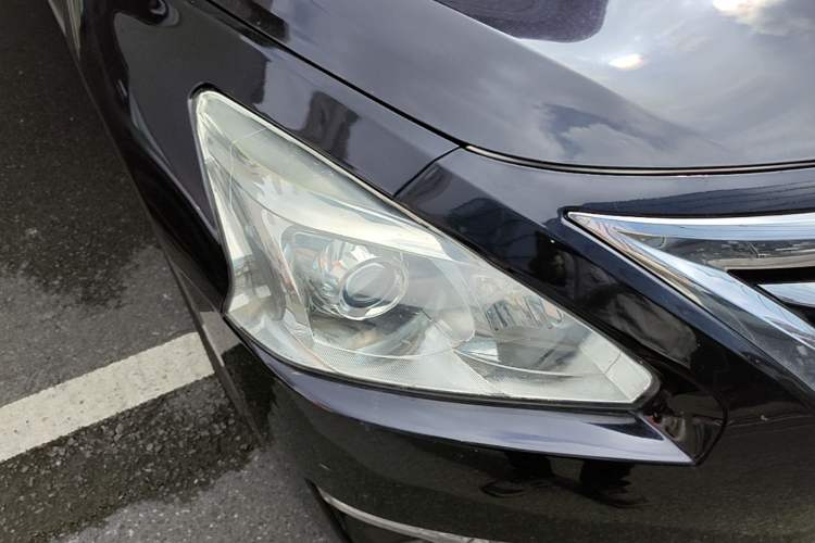 Used Nissan Teana 2013 2.0L XL Comfort Edition Right Front Headlight