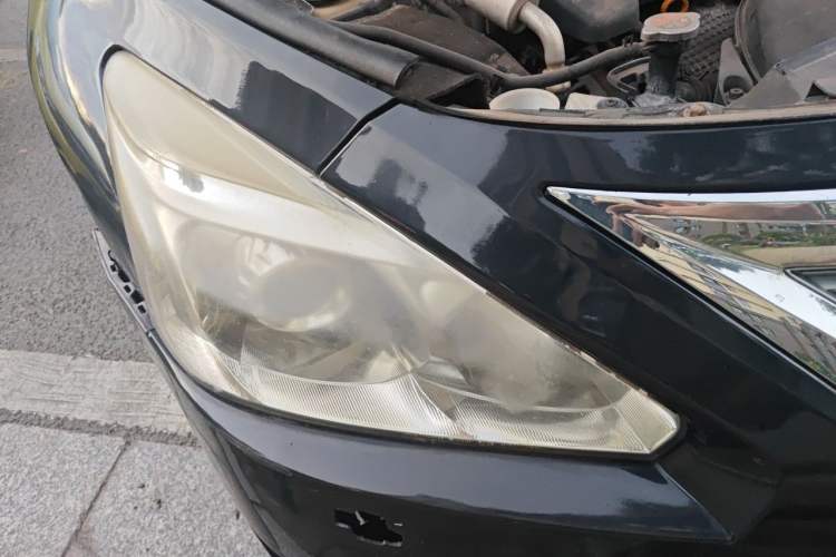 Used Nissan Teana 2013 2.5L XL Leading Edition Right Front Headlight