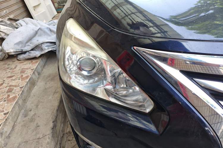 Used Nissan Teana 2013 2.0L XL Comfort Edition Right Front Headlight