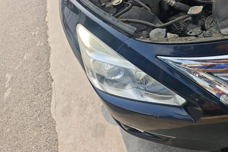 Used Nissan Teana 2013 2.0L XL Comfort Edition Right Front Headlight
