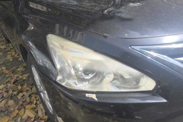 Used Nissan Teana 2013 2.0L XL Comfort Edition Right Front Headlight