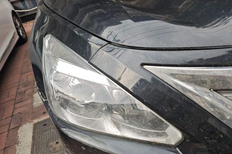 Used Nissan Teana 2013 2.0L XL Comfort Edition Right Front Headlight