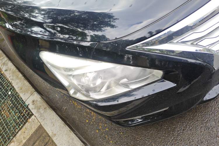 Used Nissan Teana 2013 2.0L XL Comfort Edition Right Front Headlight