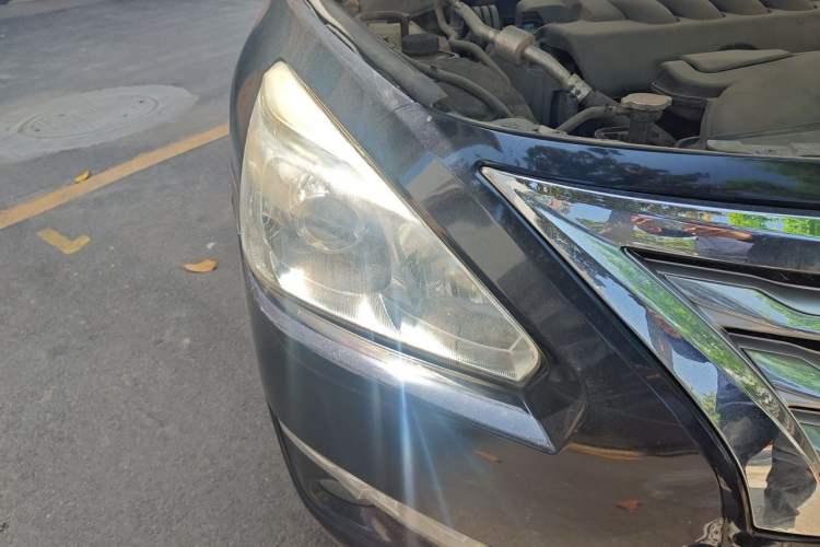 Used Nissan Teana 2013 2.0L XL Comfort Edition Right Front Headlight