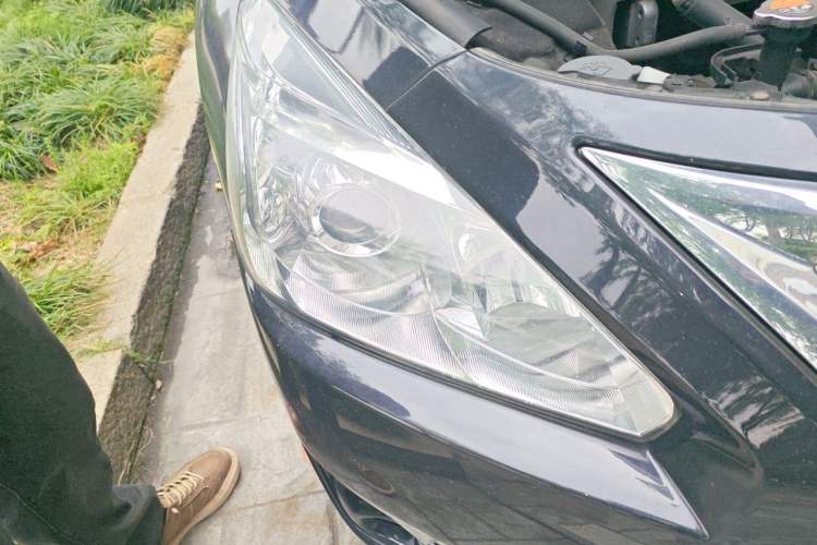 Used Nissan Teana 2013 2.0L XL Comfort Edition Right Front Headlight